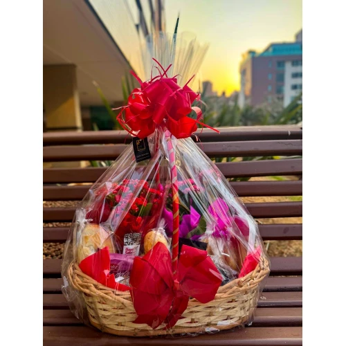 Cesta de Café da Manhã Tradicional